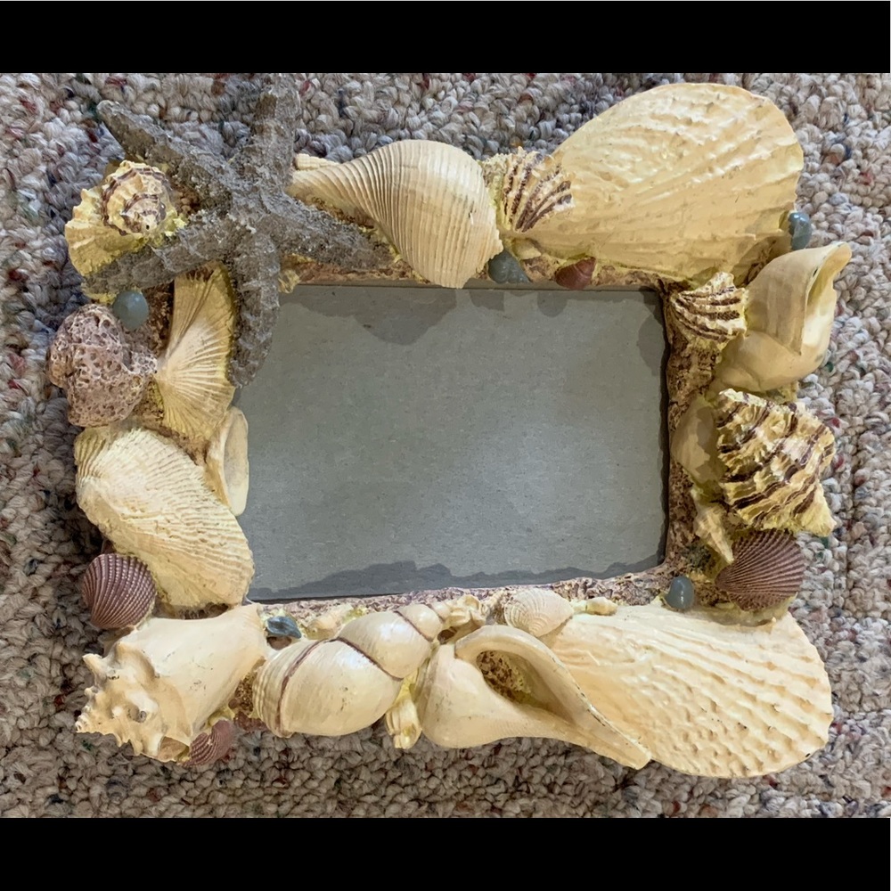 ๐Seashells Picture Frame - Picture 8 of 8